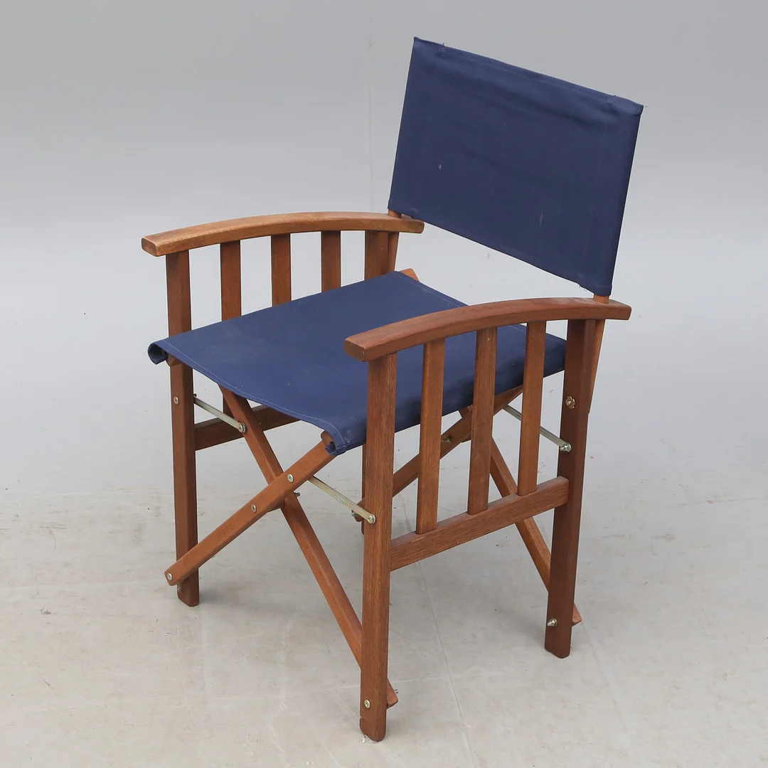 REGISSÖRSTOL. — Armchairs & Chairs — Kalmar Auktionsverk
