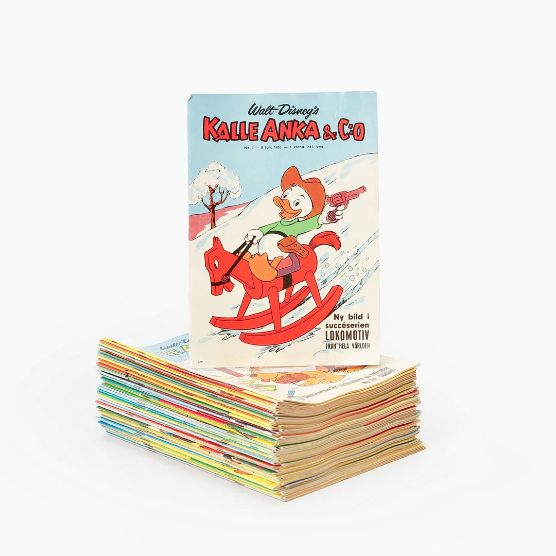 SERIETIDNINGAR, 52 st, Kalle Anka & Co. Årgång 1965. Nr. 1 - 52 . — Comics — Göteborgs Auktionsverk