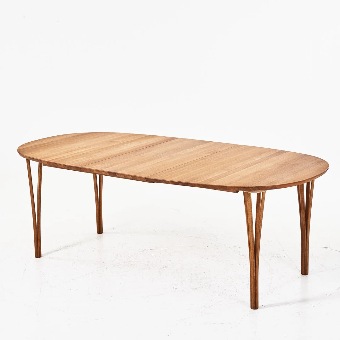 HASLEV, "Timeless", matbord, Danmark, samtida, ek. — Tables — Stockholms Auktionsverk Magasin 5