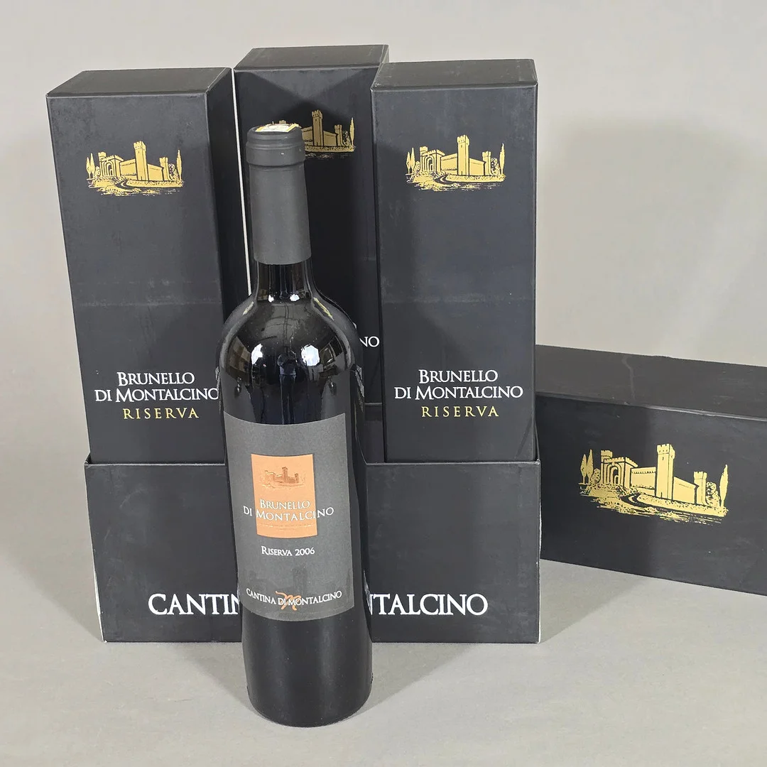 3 Flaschen 2006 Cantina di Montalcino, Brunello di Montalcino Riserva, Italy. — Wine, Port & Spirits — Auktionshaus Blank