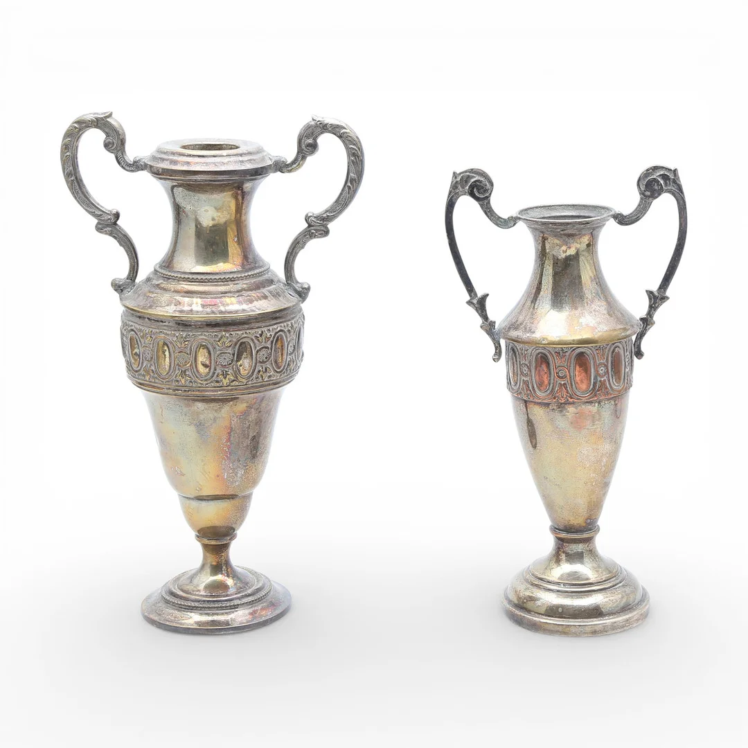 Two silvery metal amphorae. — Other metals — Balclis