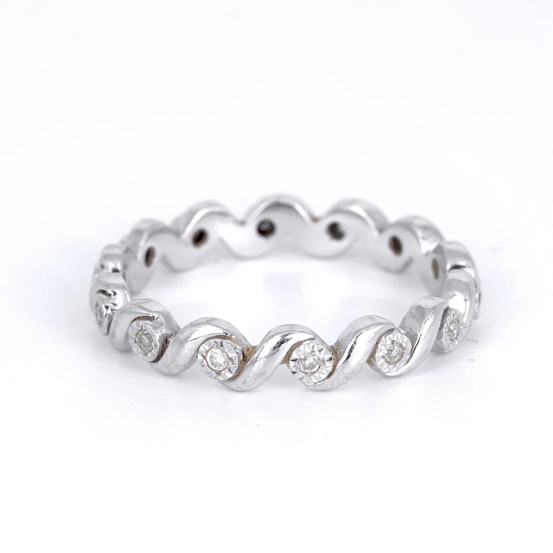 9CT DIAMOND RING. — Rings — Chalkwell Auctions