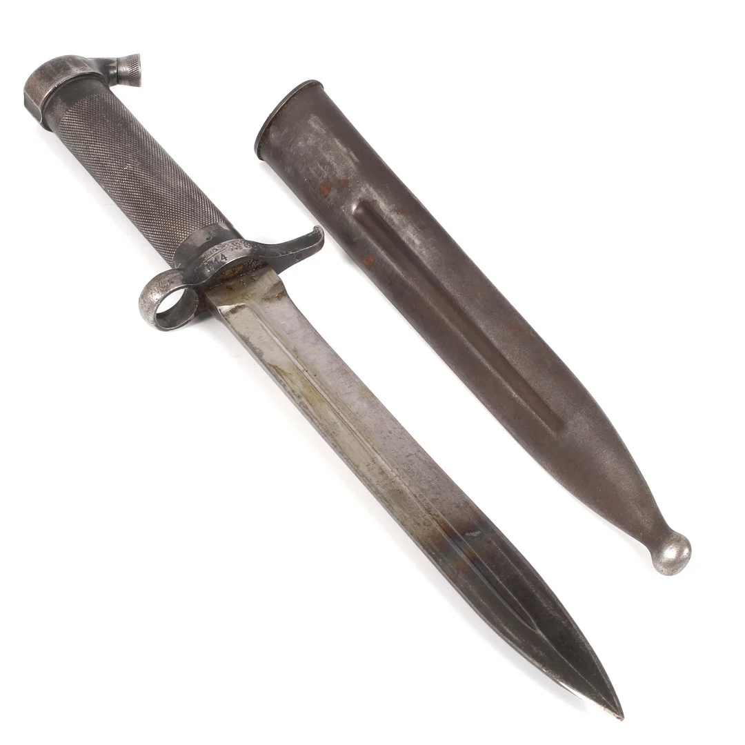BAJONETT, M/1896 för mausergevär. 1900-talets första hälft. — Edged weapons — Stadsauktion Sundsvall