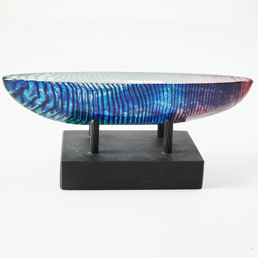 BERTIL VALLIEN. Skulptur, glas, Kosta Boda Ateliér. — Art glass — Stockholms Auktionsverk Magasin 5