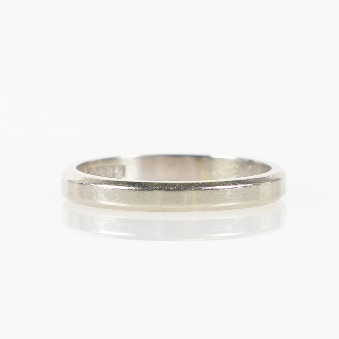 RING, 18K vitguld. — Rings — Stockholms Auktionsverk Helsingborg