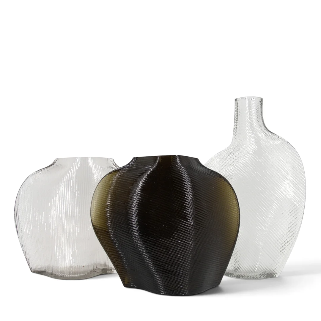 MATIAS MOELLENBACH. Vas, 3 delar, "Flow", glas, Formgatan, nutida. — Utility glass — Höganäs Auktionsverk