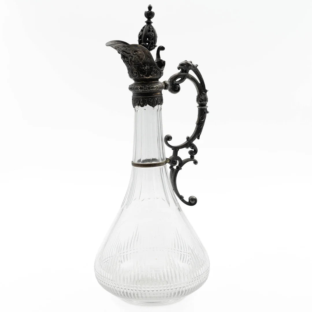 VINKARAFF, Metall och klarglas, 1900-tal. — Utility glass — Norrlands Auktionsverk