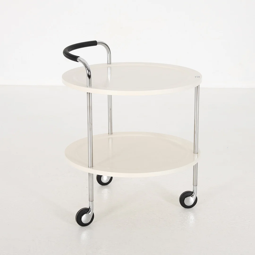 SERVINGSVAGN, Italien, modern tillverkning. — Tables — Auktionsverket Engelholm