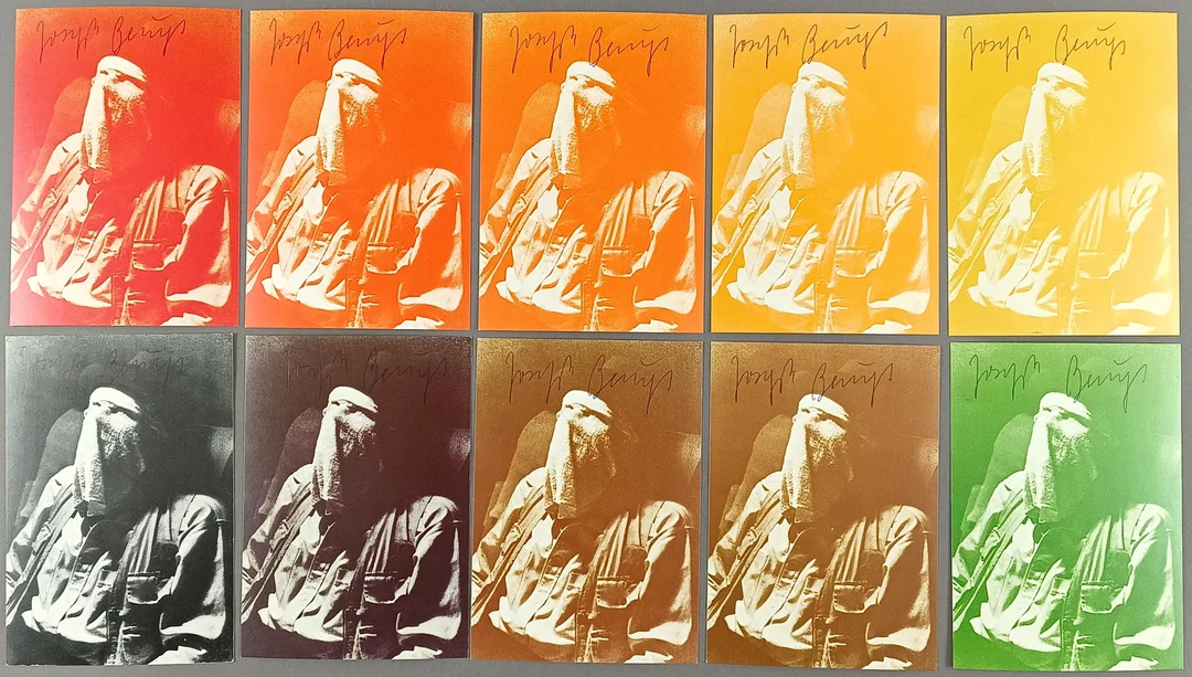 BEUYS, JOSEPH. "Joseph Beuys auf dem Flug nach Amerika", 10 Postkarten, jeweils handsigniert. — Other — Auktionshaus Blank