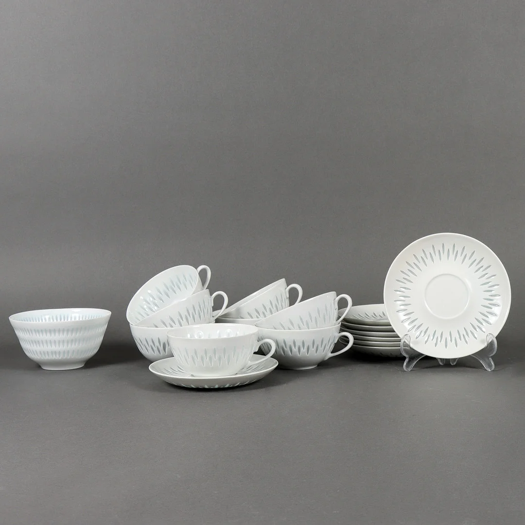 TESERVIS Friedl Holzer-Kjellberg, Risporslin, Arabia. — Tableware — Karlstad Hammarö Auktionsverk