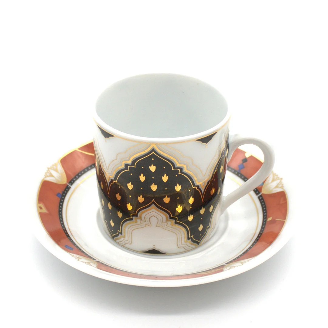 STAATLICHE PORZELLAN-MANUFAKTUR MEISSEN. MEISSEN VINTAGE PRUNK-TASSE. NEO-ORIENTALISCHES KUPPEL-DEKOR. STIL „SEIDENSTRASSE“. — Tableware — Kunst- und Auktionshaus Kleinhenz