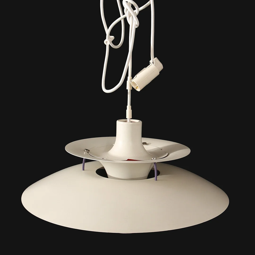 POUL HENNINGSEN. Taklampa PH-5, Louis Poulsen. Danmark. — Ceiling lights — Limhamns Auktionsbyrå