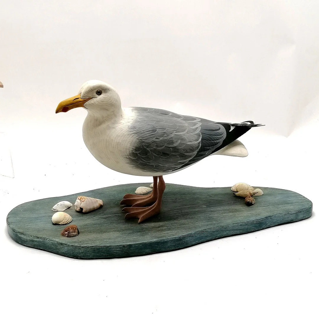 CARVED WOODEN SEAGULL T/W WOODEN DUCK. — Miscellaneous — Acreman St Auctioneers & Valuers