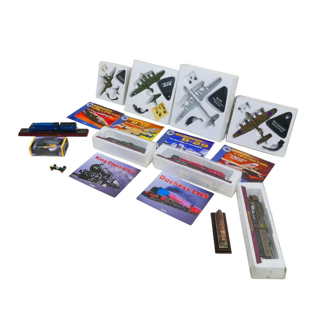 A COLLECTION OF ATLAS EDITIONS MODEL AIRCRAFT, TRAINS AND OTHER MODELS. — Model railways — Batemans of Stamford
