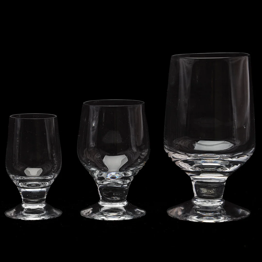 BENGT EDENFALK. SERVISDELAR, 66 delar, "ETT-glaset", Johansfors. — Tableware — Auktionsmagasinet Vänersborg