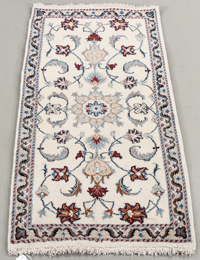 MATTA Nain, 134x68 cm. — Carpets — Karlstad Hammarö Auktionsverk