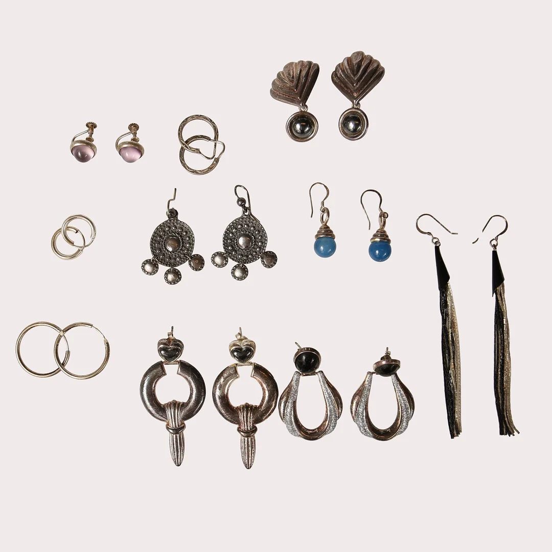 SMYCKEN, Silver, örhängen, 10 par. — Earrings — Limhamns Auktionsbyrå