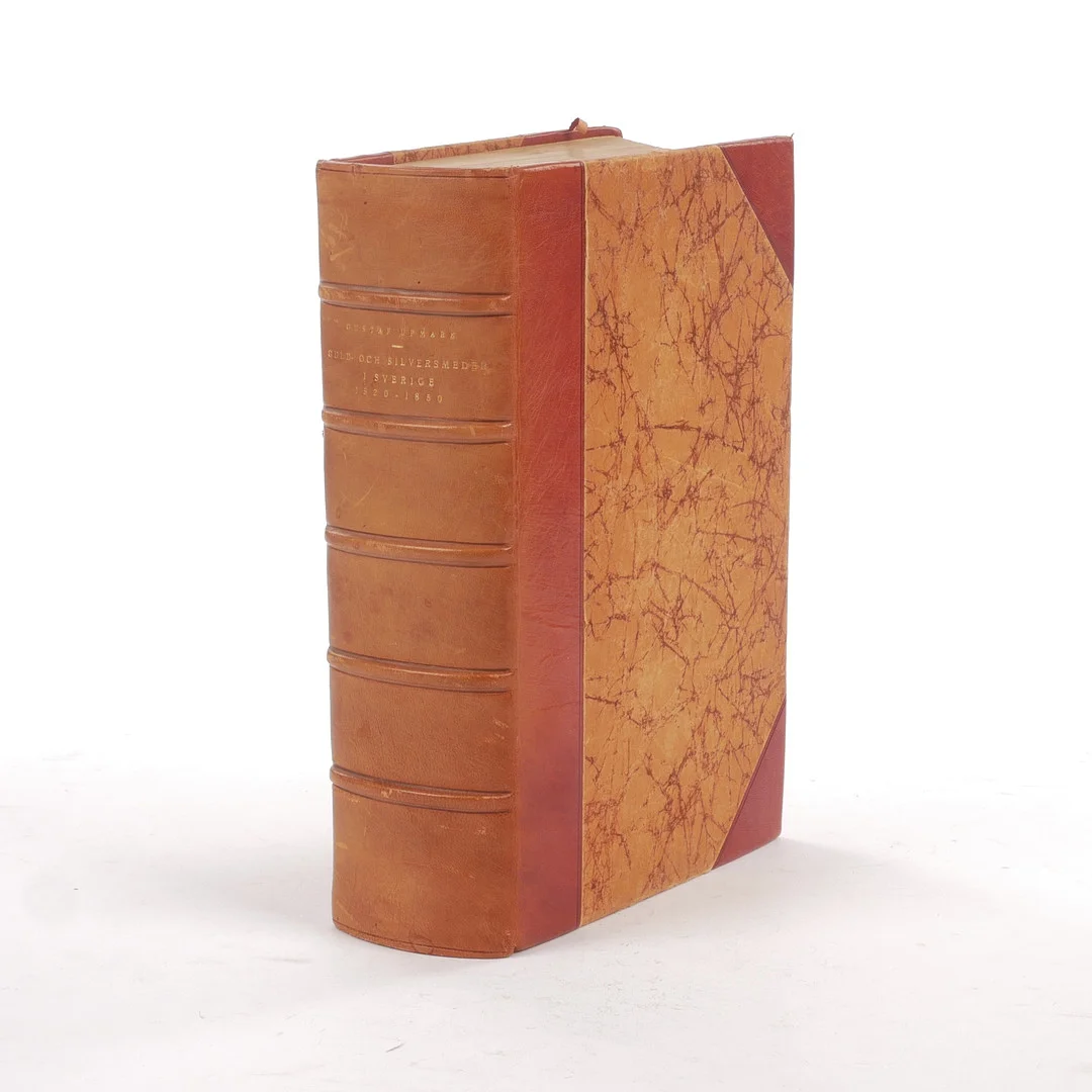 GULD OCH SILVERSMEDER I SVERIGE 1520-1850, Gustaf Upmark, 1925. — Books — Auktionsfirma Kenneth Svensson i Kalmar
