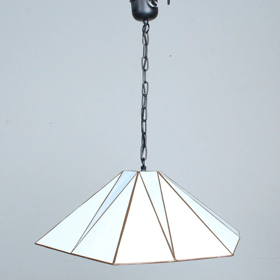 Deckenlampe im Tiffany-Stil. — Ceiling lights — Stockholms Auktionsverk Düsseldorf/Neuss