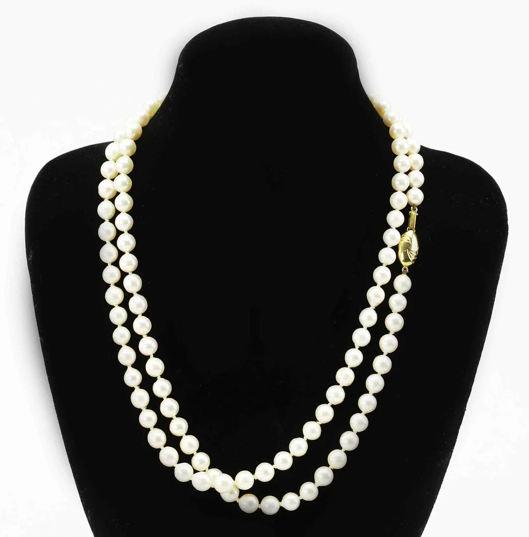 PÄRLCOLLIER, lås i guld 18K, 1900-tal. — Necklace — Hälsinglands Auktionsverk