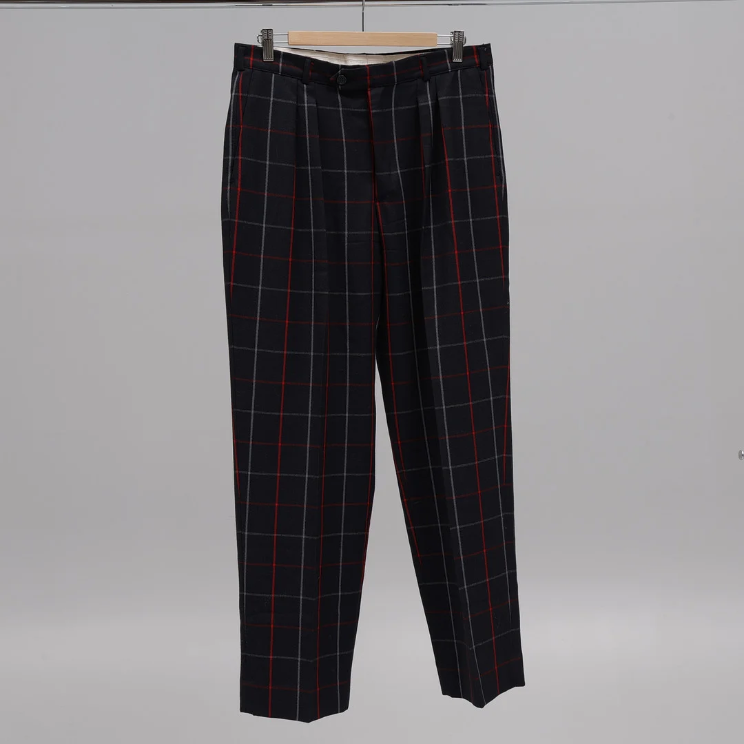 BURBERRYS, Byxa, ren ull. — Vintage & Designer Fashion — Auktionsbyrån Varberg