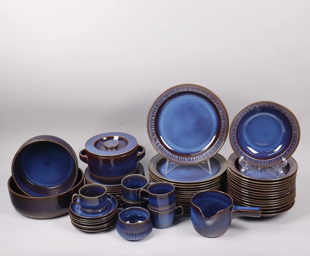 BERIT TERNELL. "Kosmos", Gefle, Upsala-Ekeby, 52 delar. — Tableware — Markus Auktioner