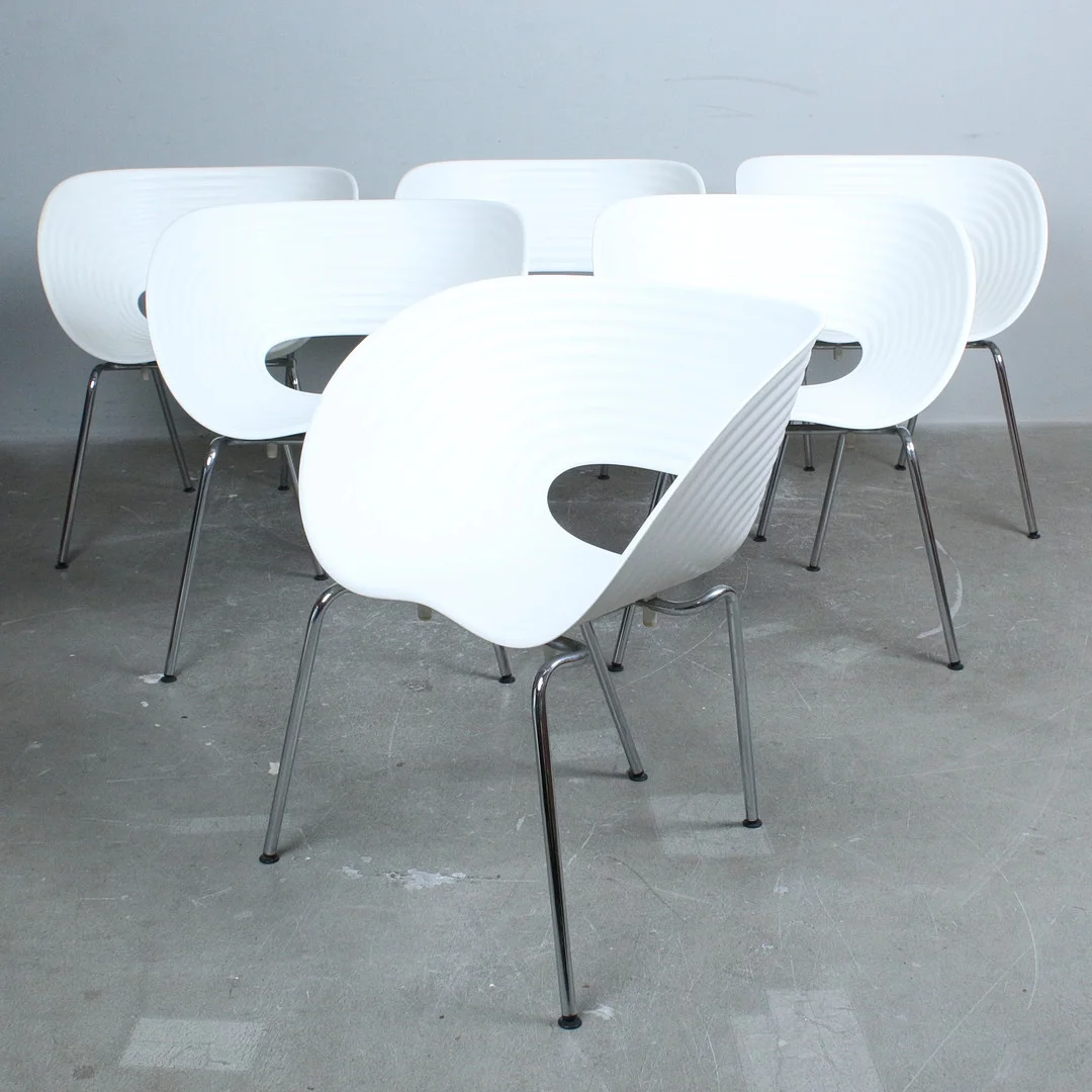 RON ARAD. Vitra, Sechs Stühle/Stapelstühle, Modell '' Tom Vac ''. — Armchairs & Chairs — Stockholms Auktionsverk Düsseldorf/Neuss