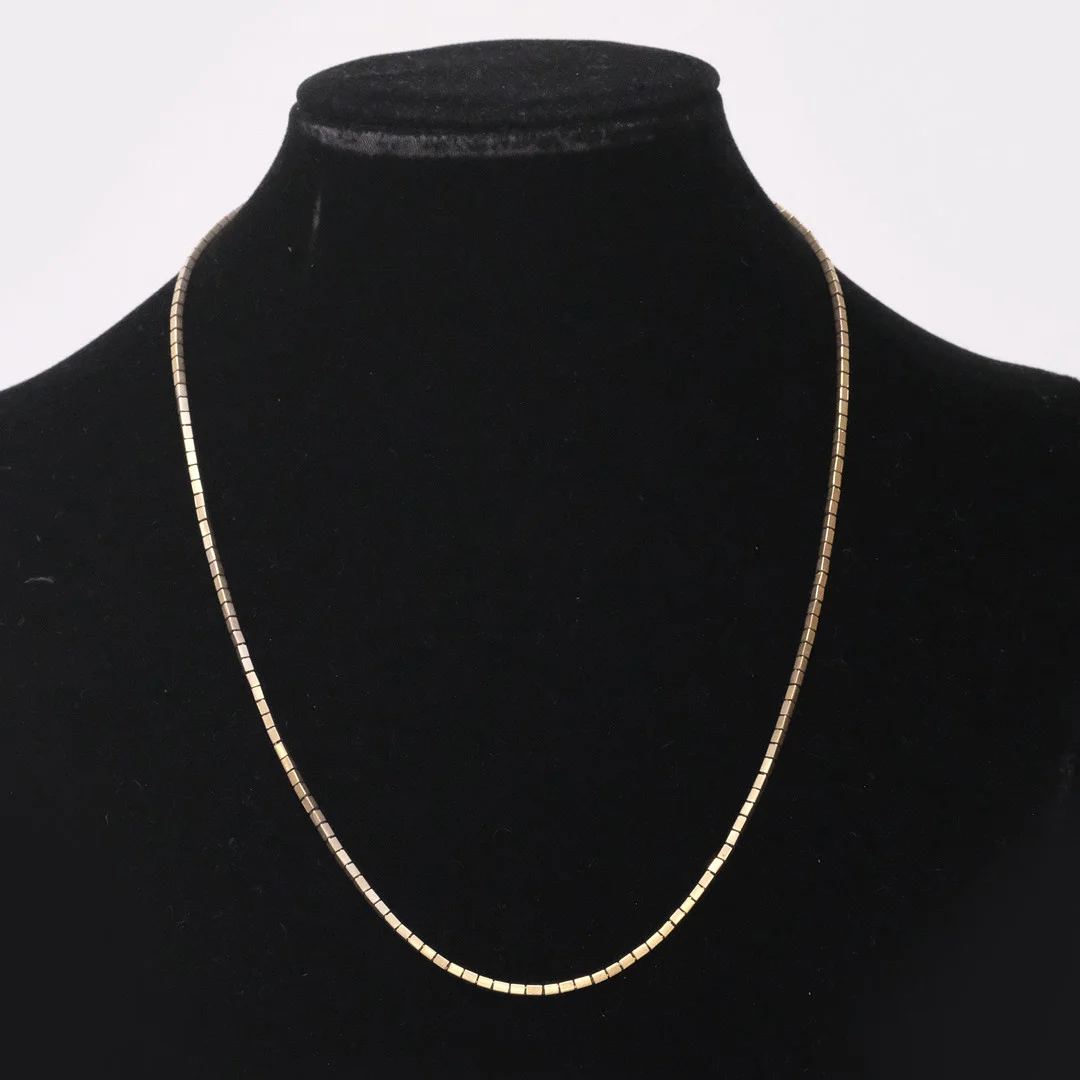 COLLIER, 18K GULD. — Necklace — Björnssons Auktionskammare