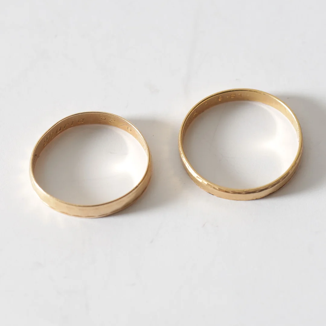 RINGAR, 2 st, 18K guld. Totalvikt ca 3,5 gram. — Rings — Gomér & Andersson Nyköping