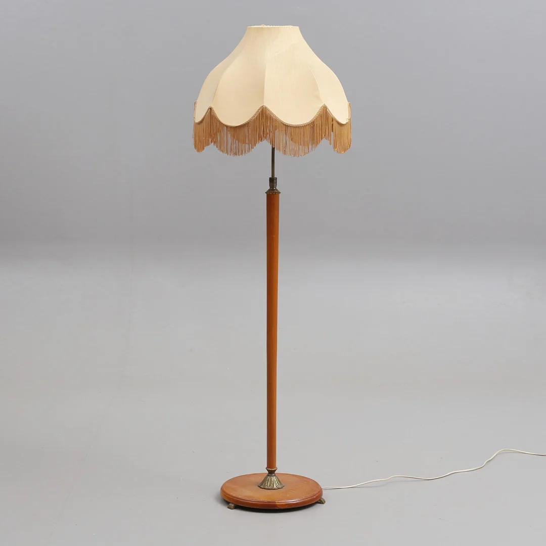 GOLVLAMPA, 1900-tal.. — Floor lights — Auktionshuset Thelin & Johansson