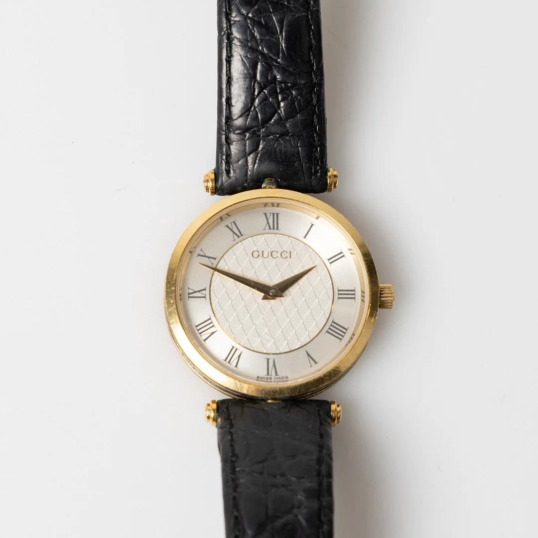 GUCCI, armbandsur, 30 mm, doublé, ca 1990. — Wristwatches — Stockholms Auktionsverk Helsingborg