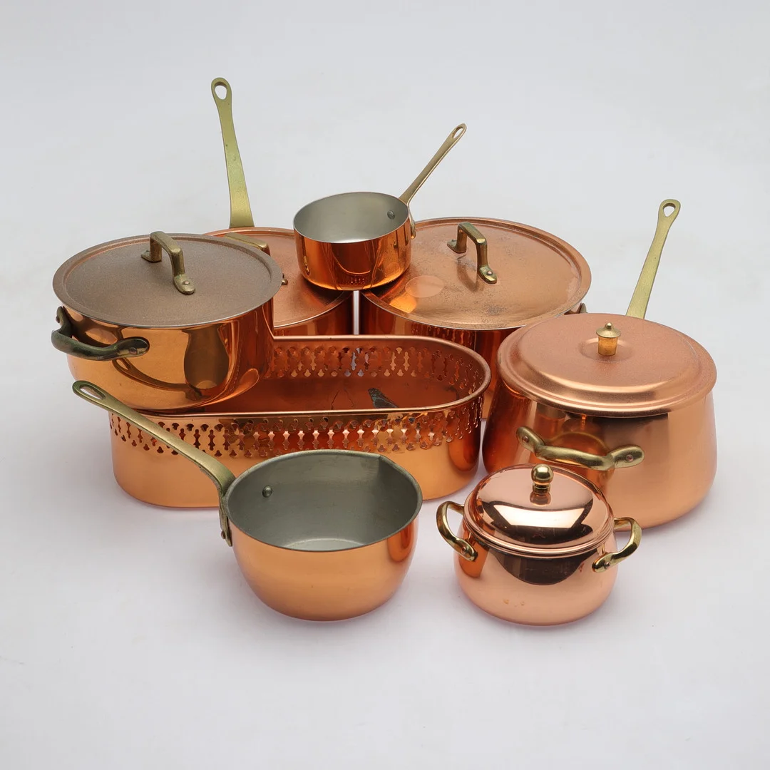 KRÖGARHUSET, kopparföremål, 8 delar, 1900-talets andra hälft. — Pewter, Brass & Copper — Gomér & Andersson Norrköping