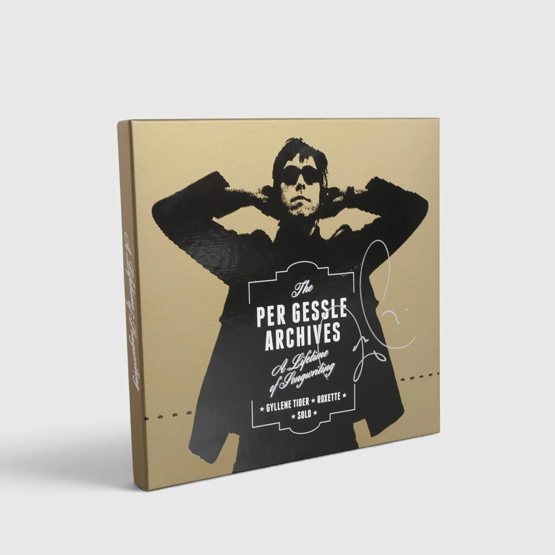 "The Per Gessle Archives - A Lifetime Of Songwriting". Limited Edition Box Set, originalt signeret på cover. — Music memorabilia — Woxholt Auktionshus