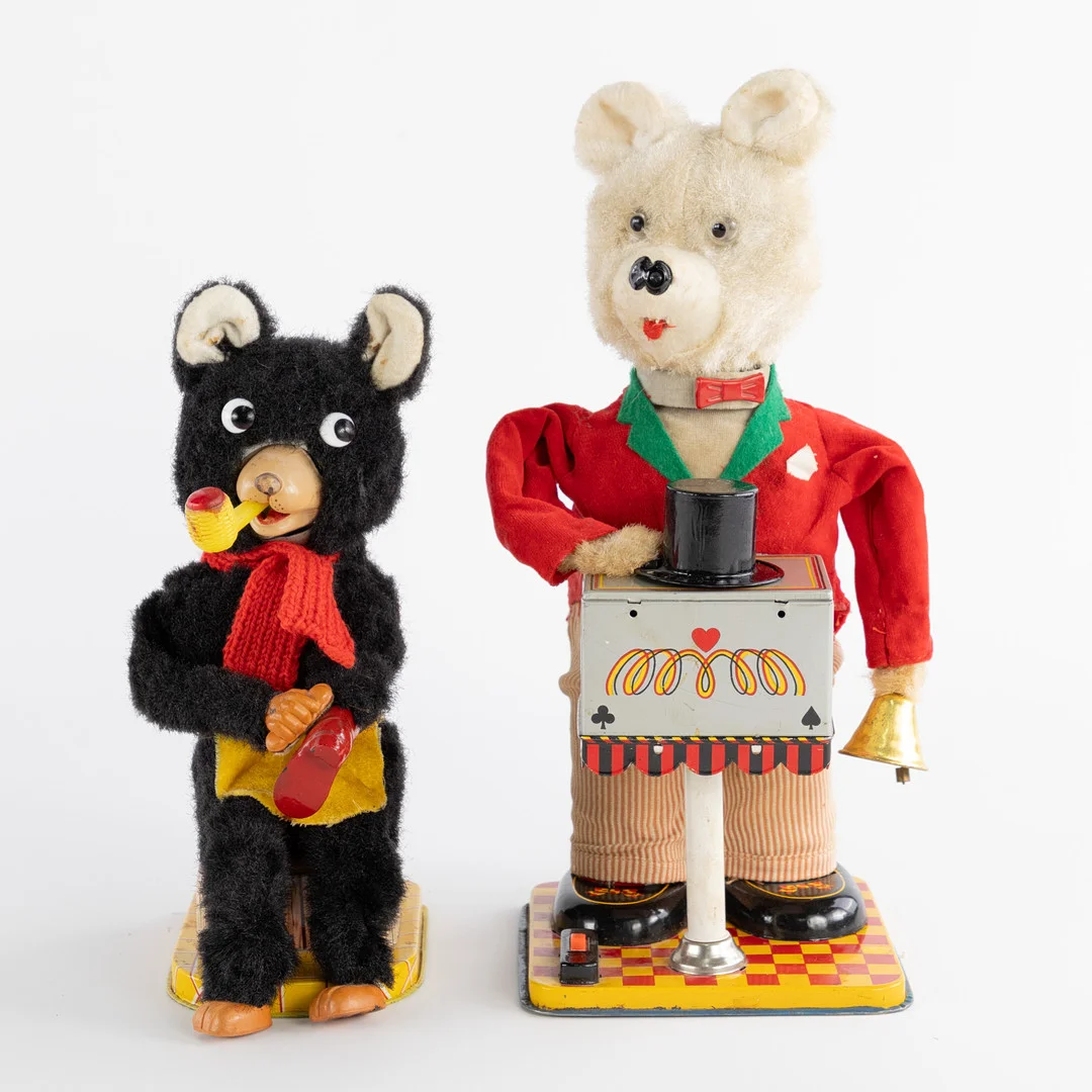 MEKANISKA LEKSAKER. 2 st, ca 1950-tal, Japan. — Toys — Karljohan Auktioner