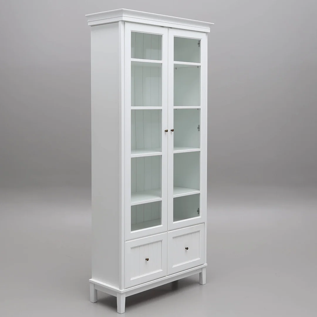 VITRINSKÅP, 2000-tal. — Cupboards, Cabinets & Shelves — Auktionsmagasinet Vänersborg