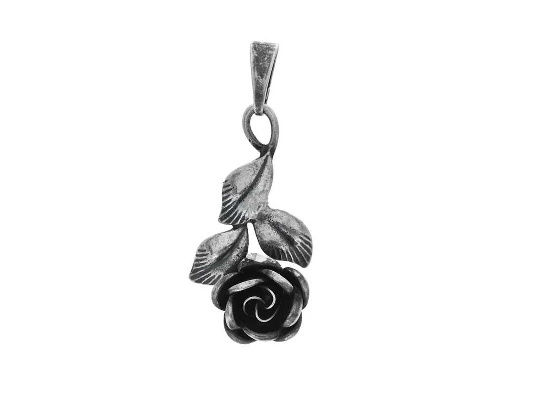 HÄNGE, sterlingsilver, ros, höjd 3,7 cm, vikt 3,0 g. — Smycken/Hänge — Kaplans