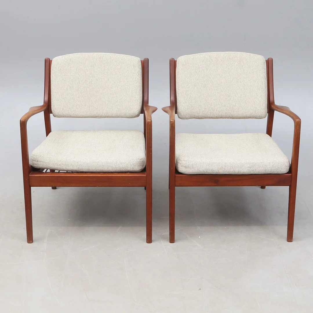 KARL-ERIK EKSELIUS. FÅTÖLJER, 1 par, för Joc. — Armchairs & Chairs — Kalmar Auktionsverk