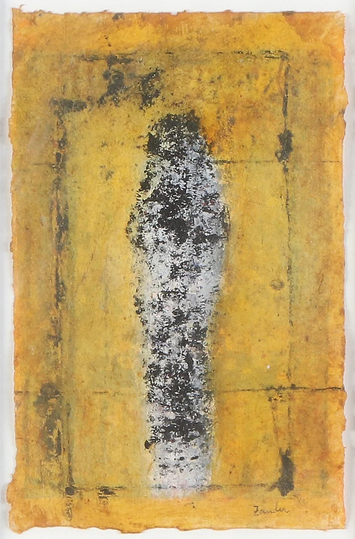NILS GUNNAR ZANDER. Blandteknik. Mumie mot gul fond. Signerad. — Paintings — Skånes Auktionsverk