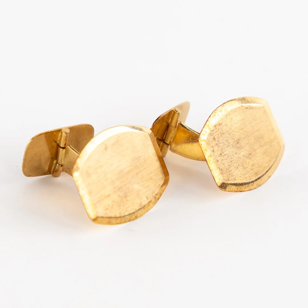 MANSCHETTKNAPPAR, ett par, 18k guld. — Cufflinks & Tie Pins — Karljohan Auktioner