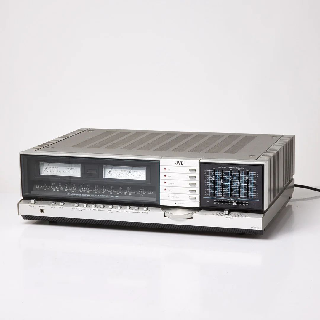 JVC, JR-S501 DC Integrated Receiver, Made in Japan, ca 1978. — Audio, Vinyl & Hi-Fi — Stockholms Auktionsverk Sickla