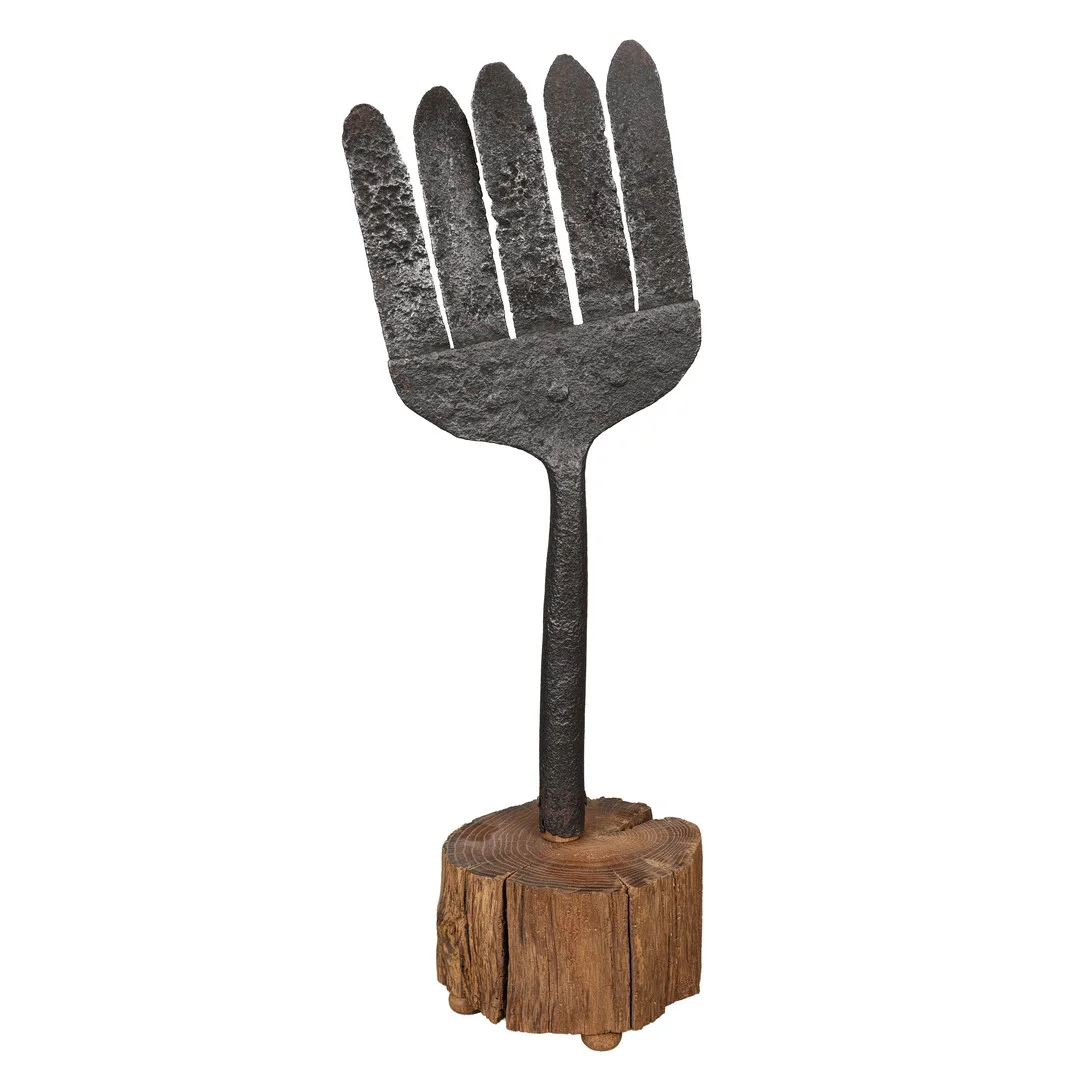 AN 18TH CENTURY CAST IRON EEL FORK. — Miscellaneous — Bishop & Miller