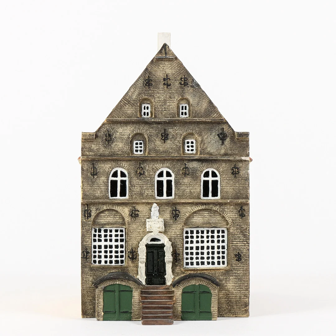 BENT MALTHA. Modellhus, "Ellen Marsvins hus Aalborg". — Other collectables — Karlstad Hammarö Auktionsverk