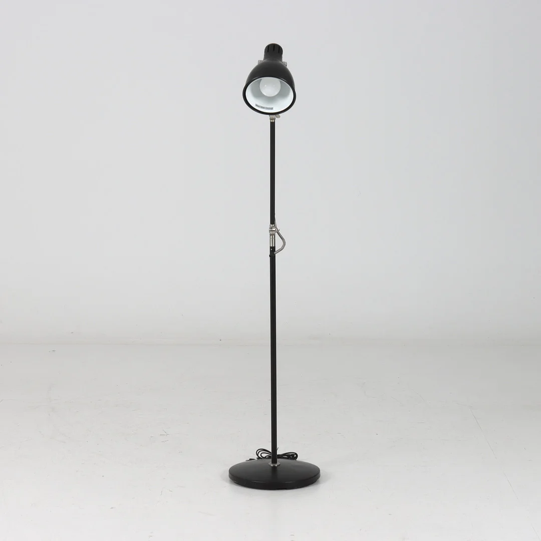 GOLVLAMPA, ARÖD, Typ G1705, IKEA, 2000-tal. — Floor lights — Stadsauktion Sundsvall