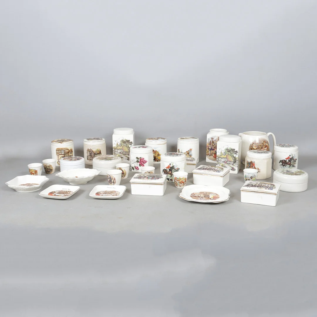 A COLLECTION OF LATE 19TH / 20TH CENTURY CERAMIC POTS & COVERS DECORATED WITH FIGURAL SCENES (QTY). — European — Bishop & Miller