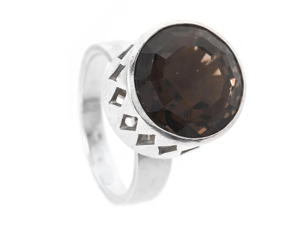SIGURD PERSSON, ring, sterlingsilver, rökkvarts, Stockholm 1965, stl 18,75 mm, vikt 9,2 g. — Smycken/Ring — Kaplans