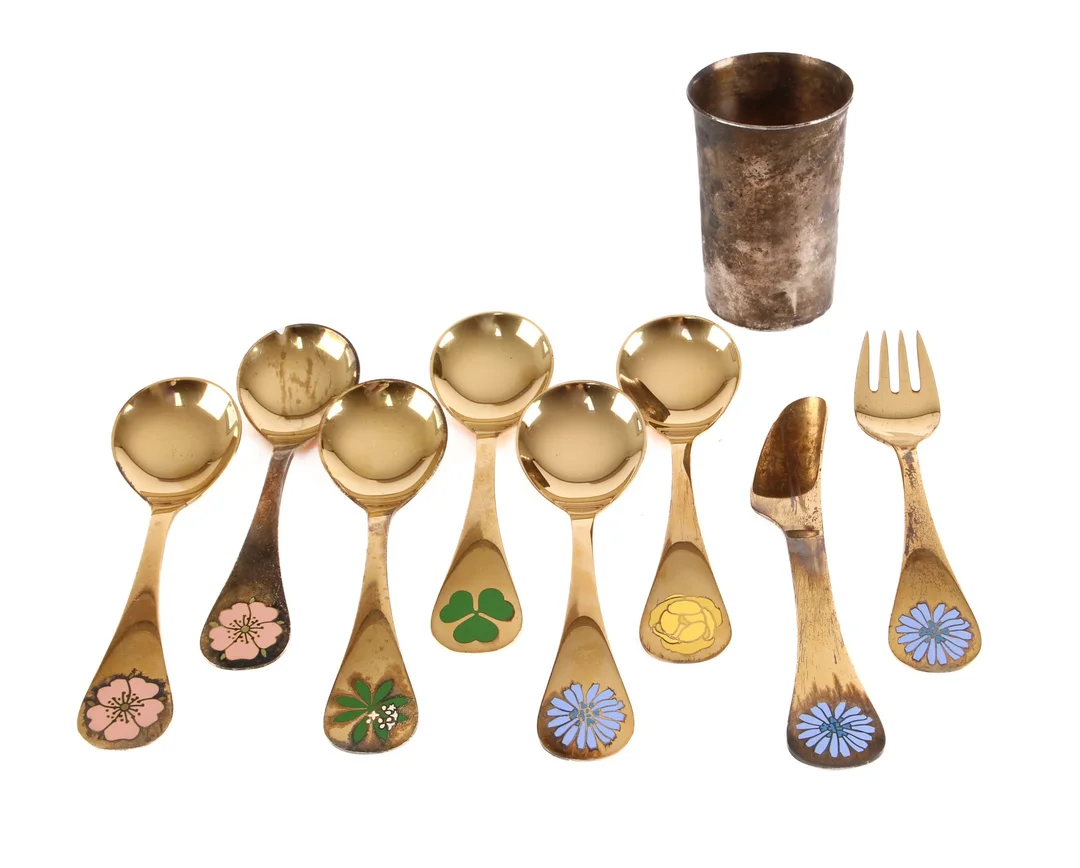 Collection of Georg Jensen Christmas cutlery and Hans Hansen goblet, all made of sterling silver. (9) — Silver, bronze, copper and pewter/Silver flatware — Lauritz