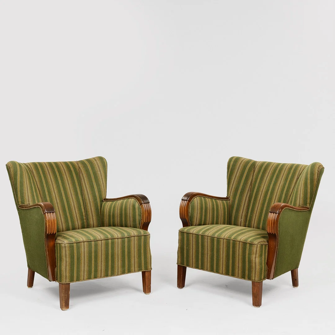 Par lænestole, 1940'erne, Danmark. (2). — Armchairs & Chairs — Palsgaard Kunstauktioner