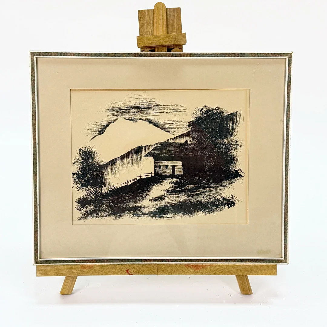 OIDENTIFIERAD KONSTNÄR. kol/tusch , signerad BG, "lada i sluttning". — Paintings — TOKA Auktionshus