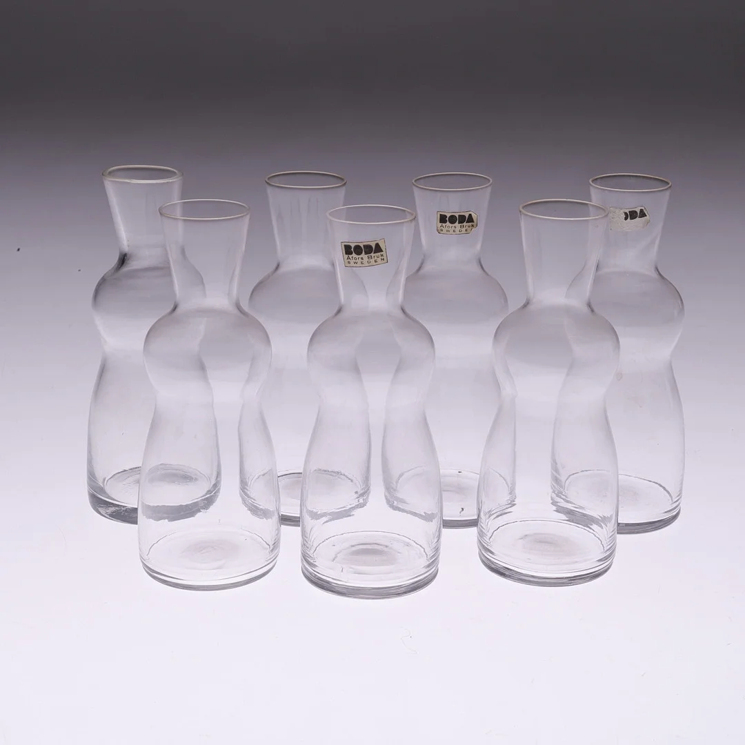 SIGNE PERSSON-MELIN. flaskor, 7 st, "Jungfru", glas, Boda Åfors bruk. — Tableware — Gomér & Andersson Linköping