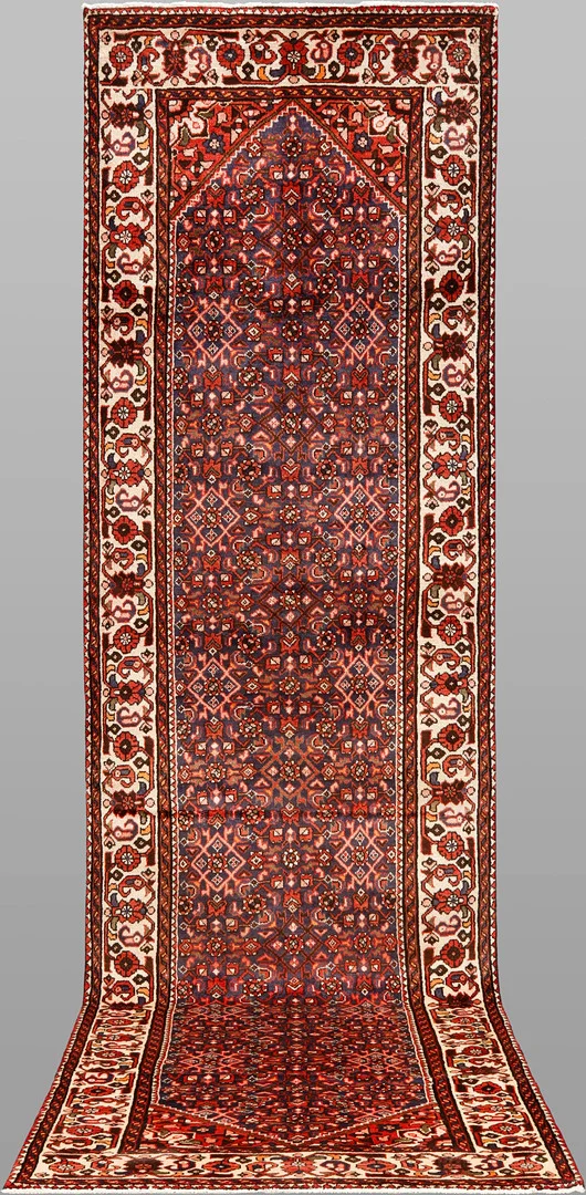 ORIENTMATTA, Hosseinabad, handknuten, gallerimodell, ca 418x120 cm. — Persian Carpets & Textiles — Skandia Auktion